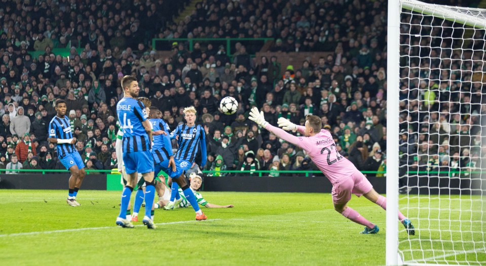 Daizen Maeda (grounded) fires in the equaliser