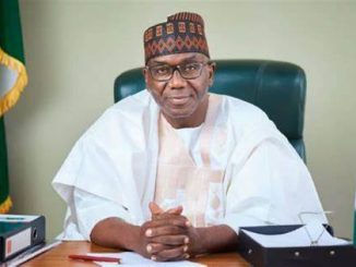 AbdulRazaq Inaugurates KWSUED Governing Council, Presents Buses To Students’ Unions