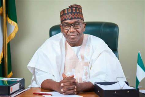 AbdulRazaq Inaugurates KWSUED Governing Council, Presents Buses To Students’ Unions