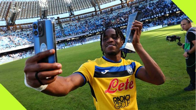 Ademola Lookman Reacts After Scoring 2 Goals Against Napoli, Poses With MOTM Award