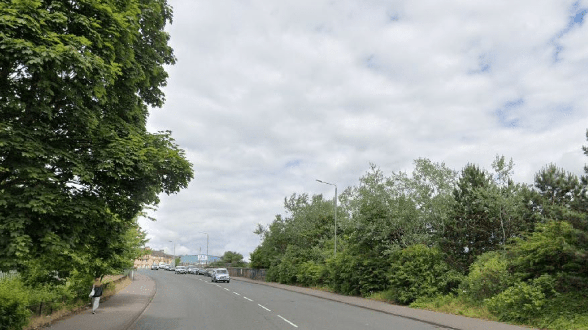 Driver 'dies after falling ill behind wheel' on busy Glasgow road