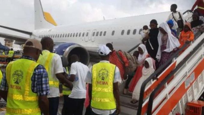 FG receives 148 Nigerians repatriated from Niger Republic