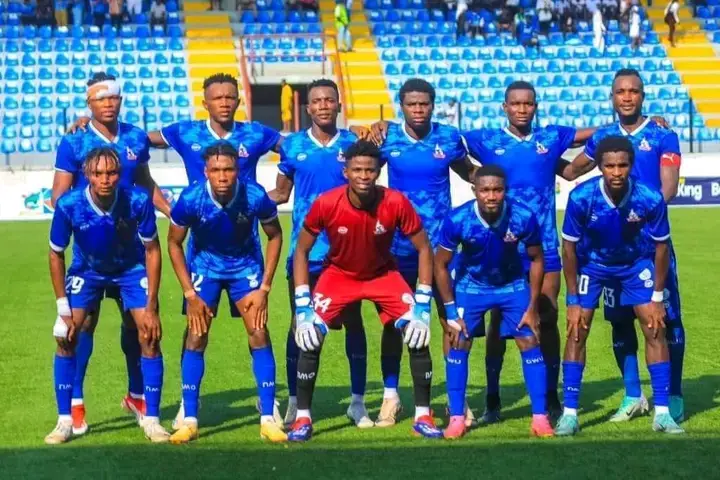 NPFL: Finidi Expects Difficult Test Against Sunshine Stars