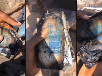 Man bursts into tears after his savings were burnt in fire accident