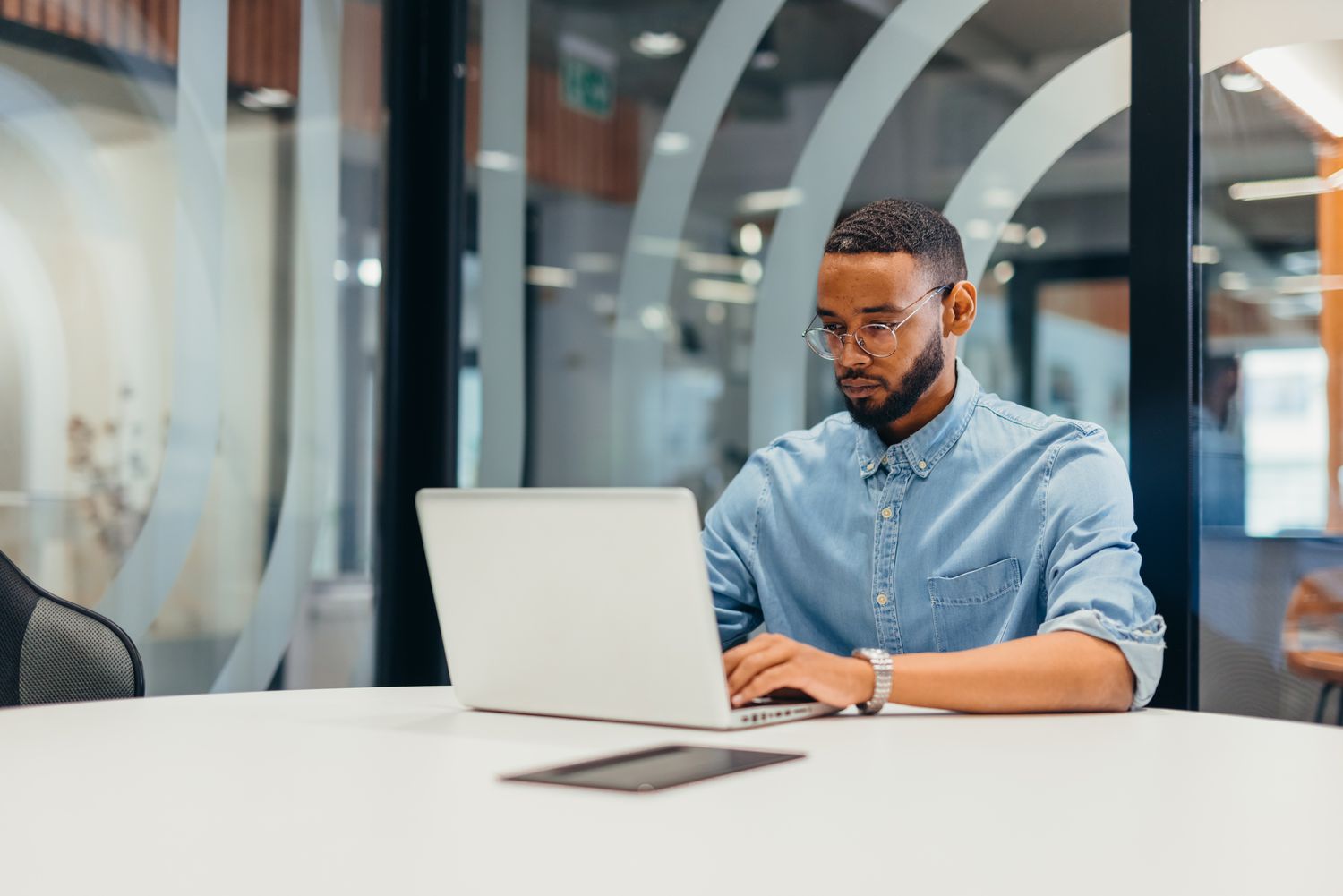 Moderate Exercise Isn't Enough to Offset Sitting All Day, Study Says