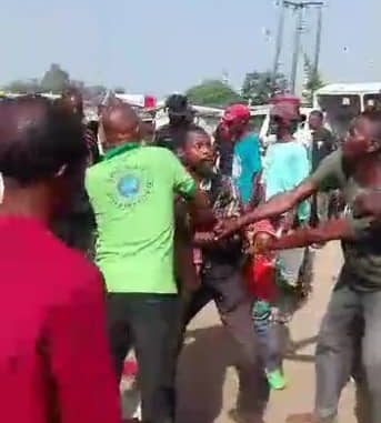 Police Rescue Suspected Ritualist From Mob In Akwa Ibom