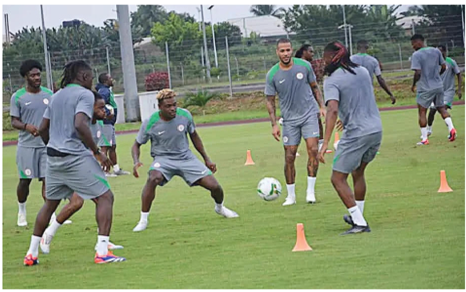 Super Eagles Camp Bubbles As Osimhen, Lookman, 20 Others Train For Benin Republic Clash