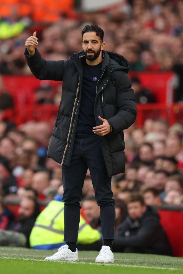 New Man Utd boss Ruben Amorim introduced an unusual warm-up training session