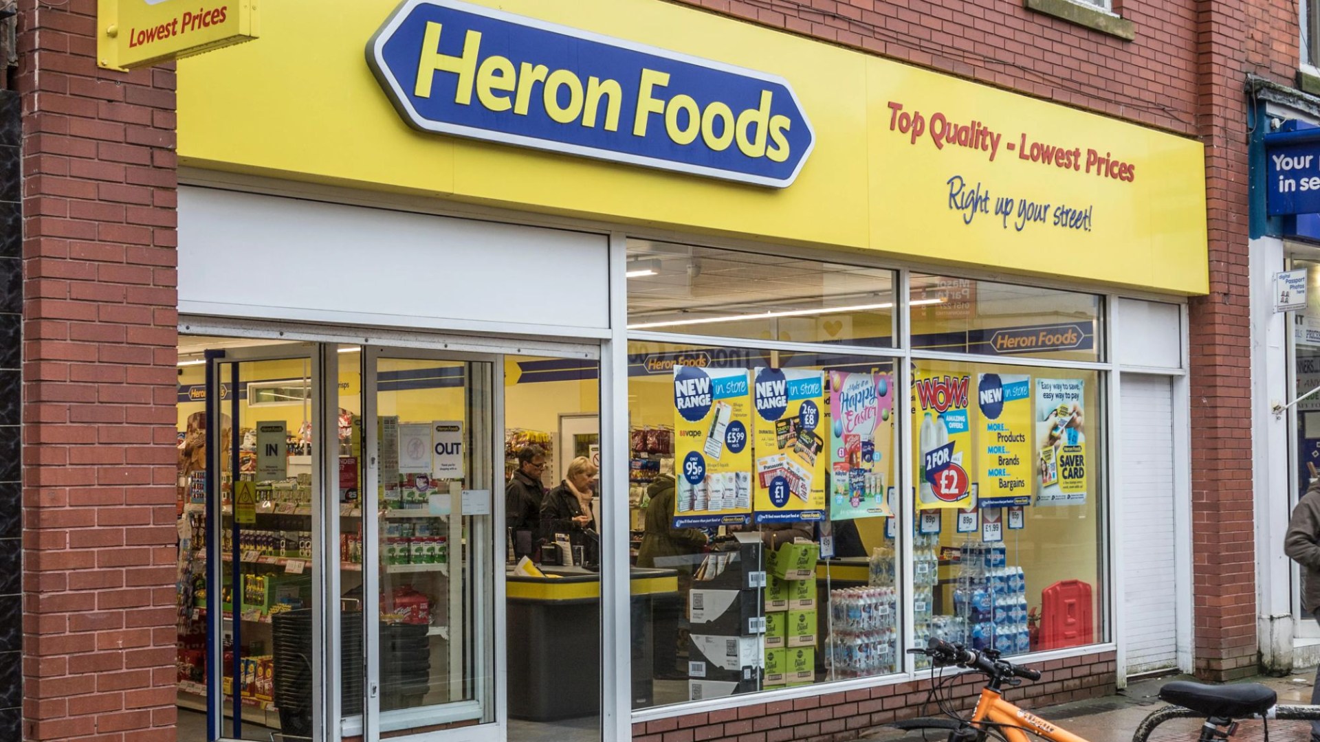 Heron Foods shoppers praise 'perfect stocking filler for the kiddies' scanning at tills for just £1