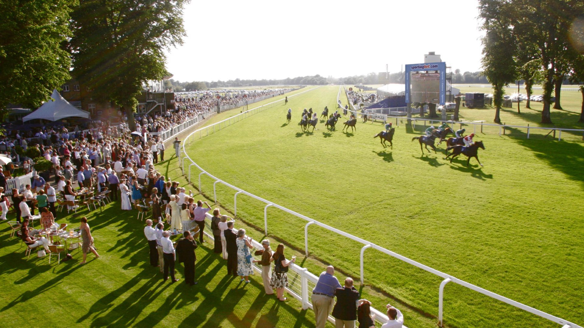 Punters to enjoy an early beer on the River Thames as iconic British racecourse welcomes back the jumps after 20 years