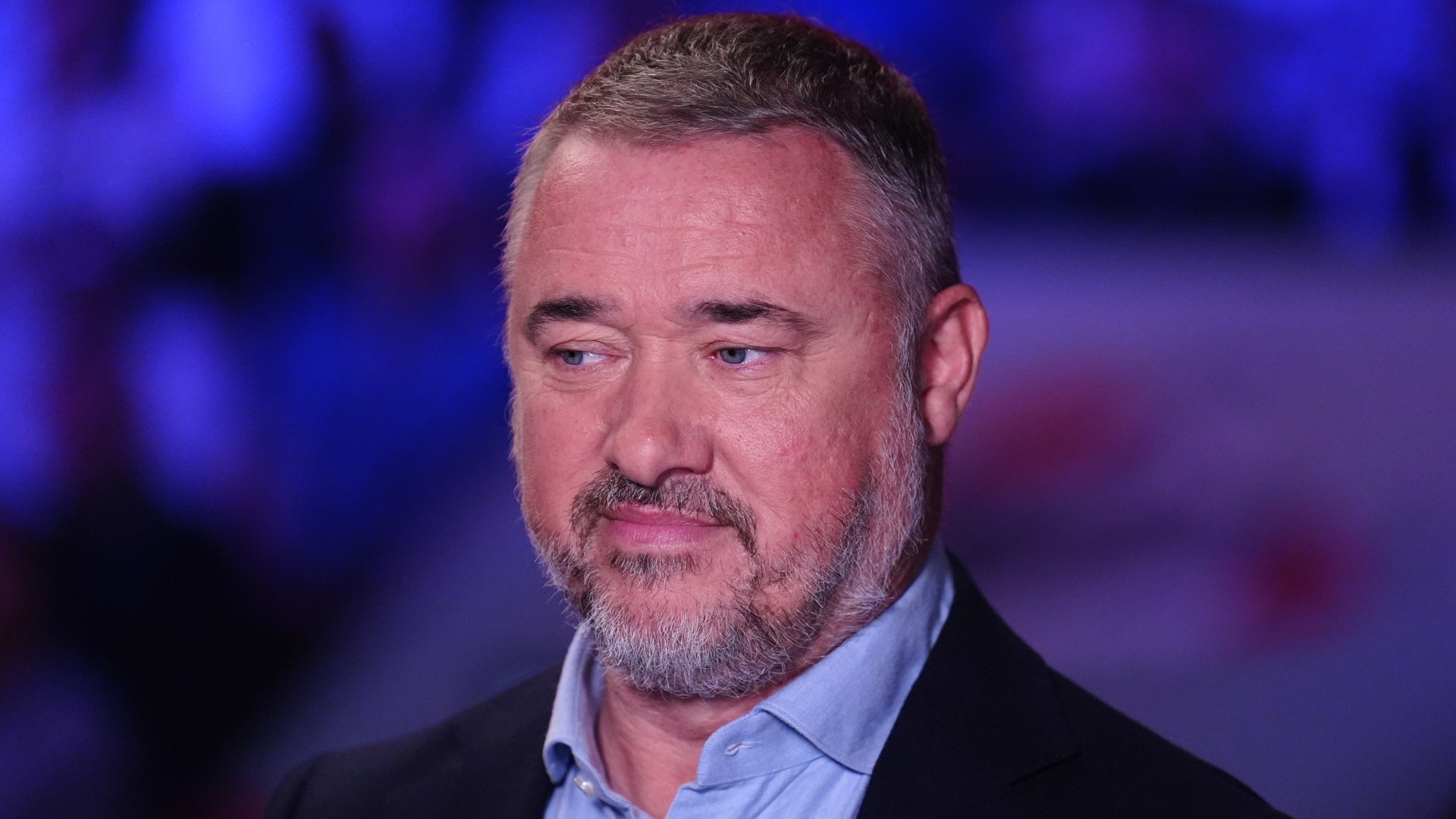 Stephen Hendry calls out 'poor' former snooker world champion who's in danger of LOSING tour card amid horror season