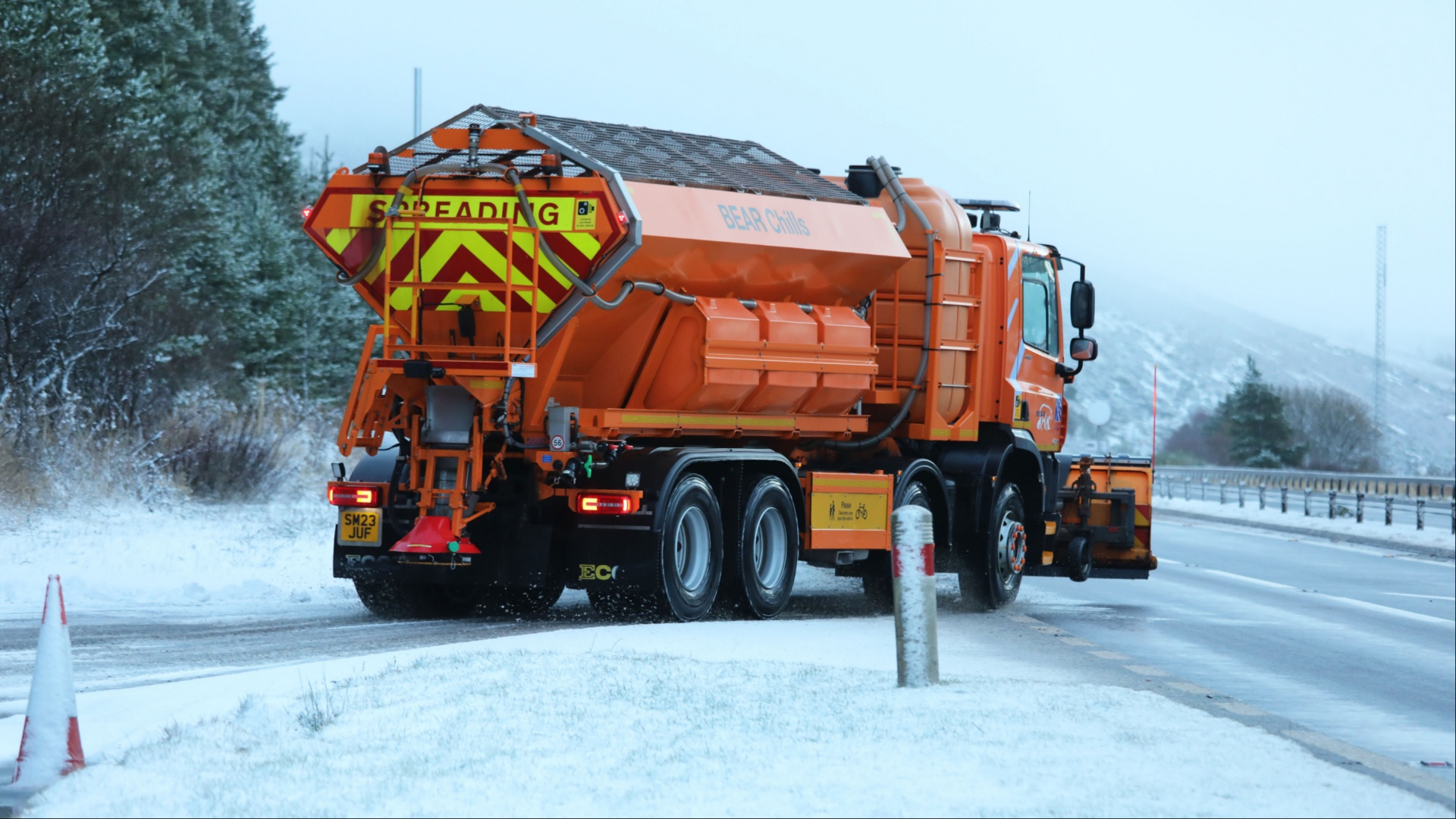 Snow hits Scotland as Christmas storms loom with 80mph gales set to batter whole country