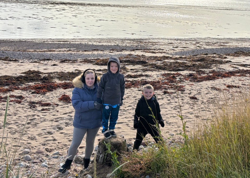 Joanne, Ollie and Oscar as we stopped of at Golspie on our way to Caithness