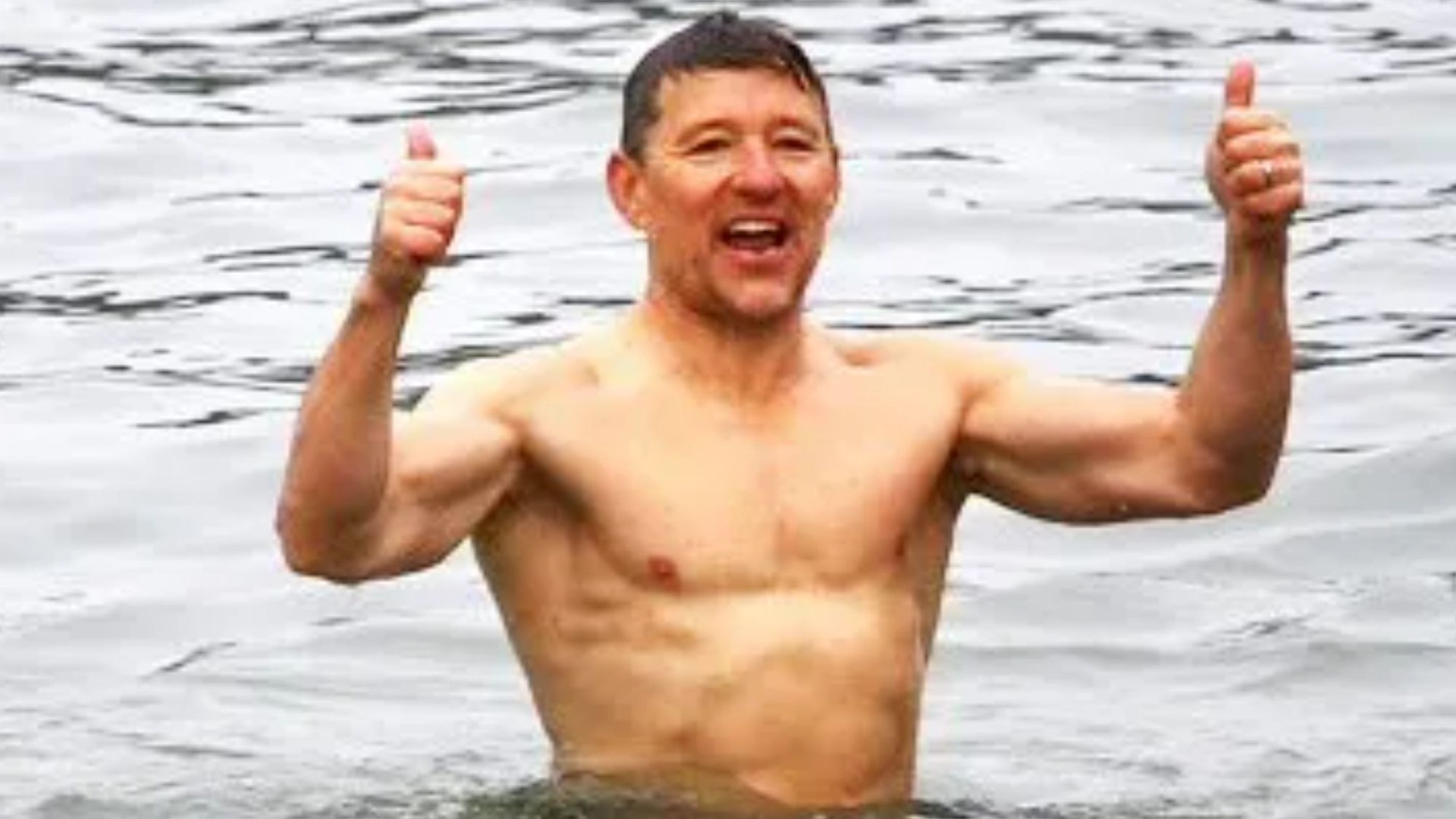 This Morning star Ben Shephard shows off ripped six pack on freezing Christmas Day swim