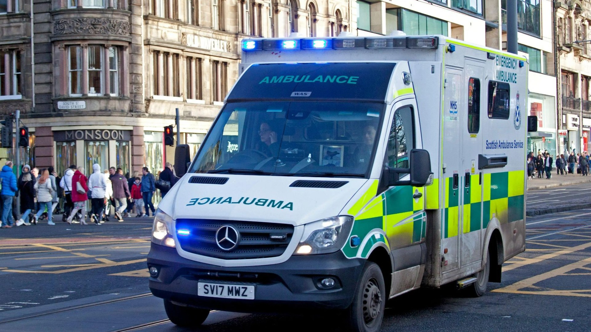 'Life or death' ambulance response targets quietly downgraded amid ongoing NHS crisis