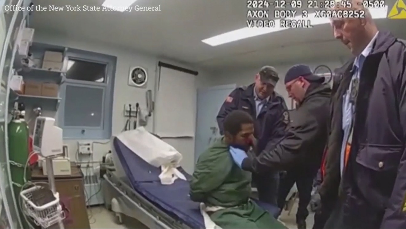 FBI probing horrific bodycam footage showing prison guards ‘beat & choke handcuffed inmate to death’ in NY prison – The Scottish Sun