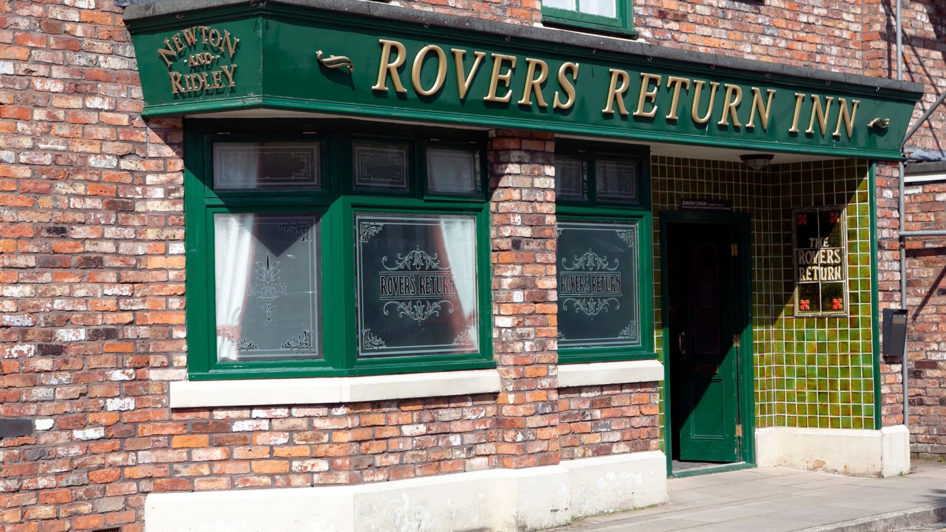 Coronation Street viewers issue list of urgent demands to ITV soap amid cash crisis, falling ratings and star exits