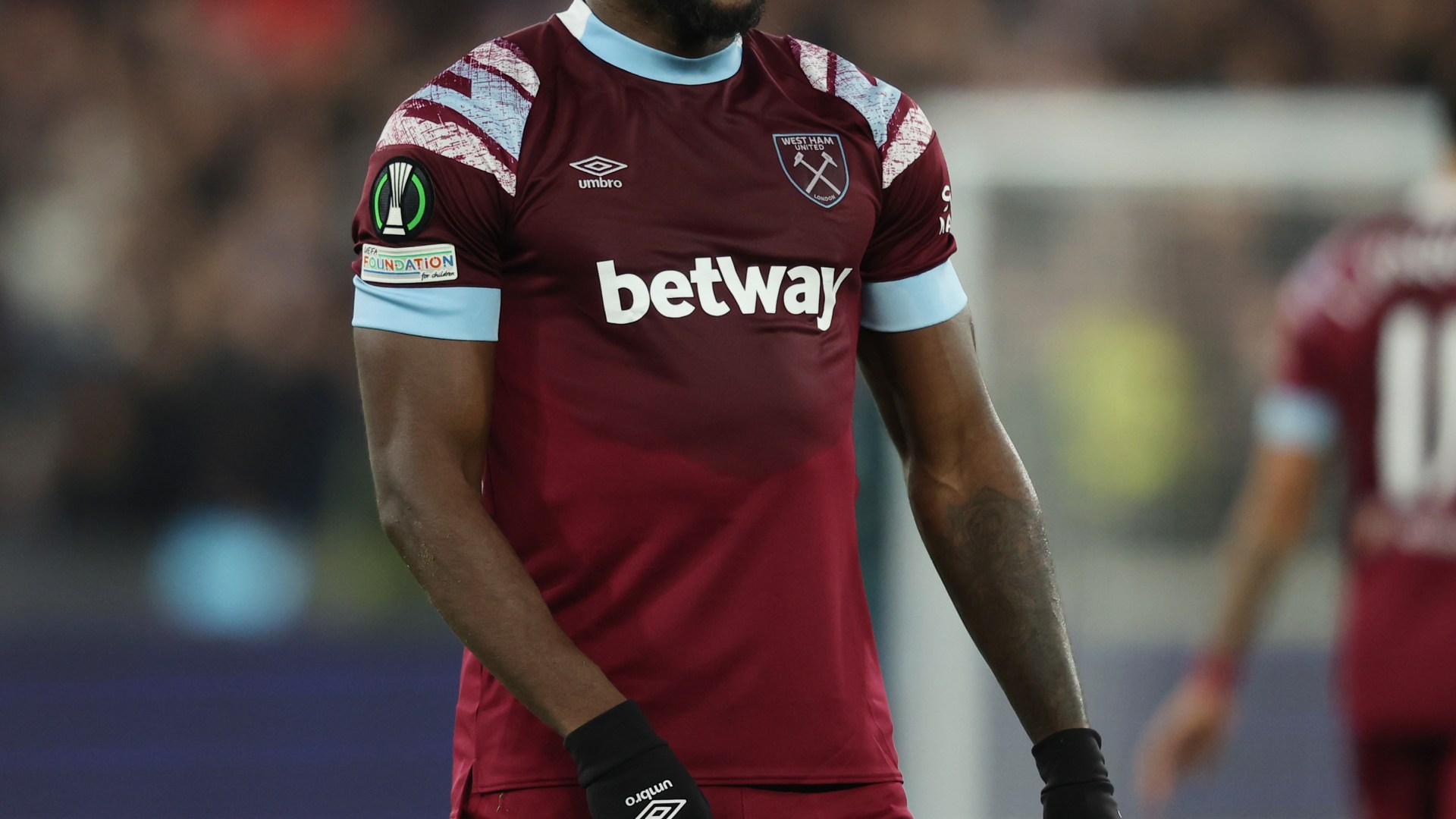 Major update on Michail Antonio as West Ham star undergoes surgery on broken leg after horror car crash – The Scottish Sun