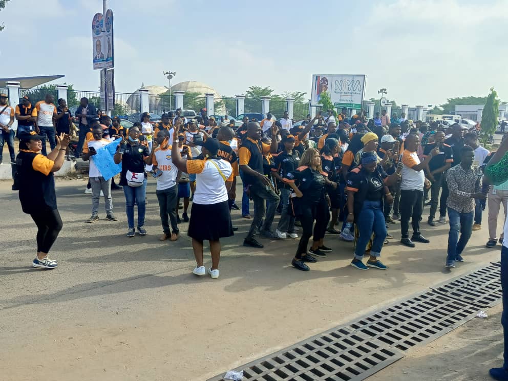 Ondo Internal Revenue Workers Protest Exclusion From New Minimum Wage