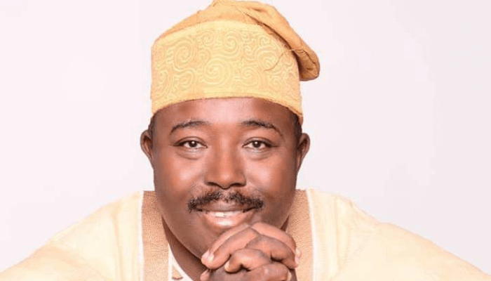 Senator Distributes Farm Implements, Fertilisers In Oyo