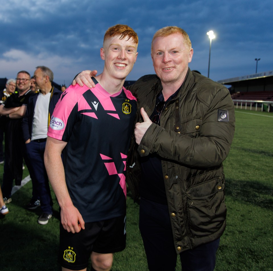 Gallagher Lennon with dad Neil