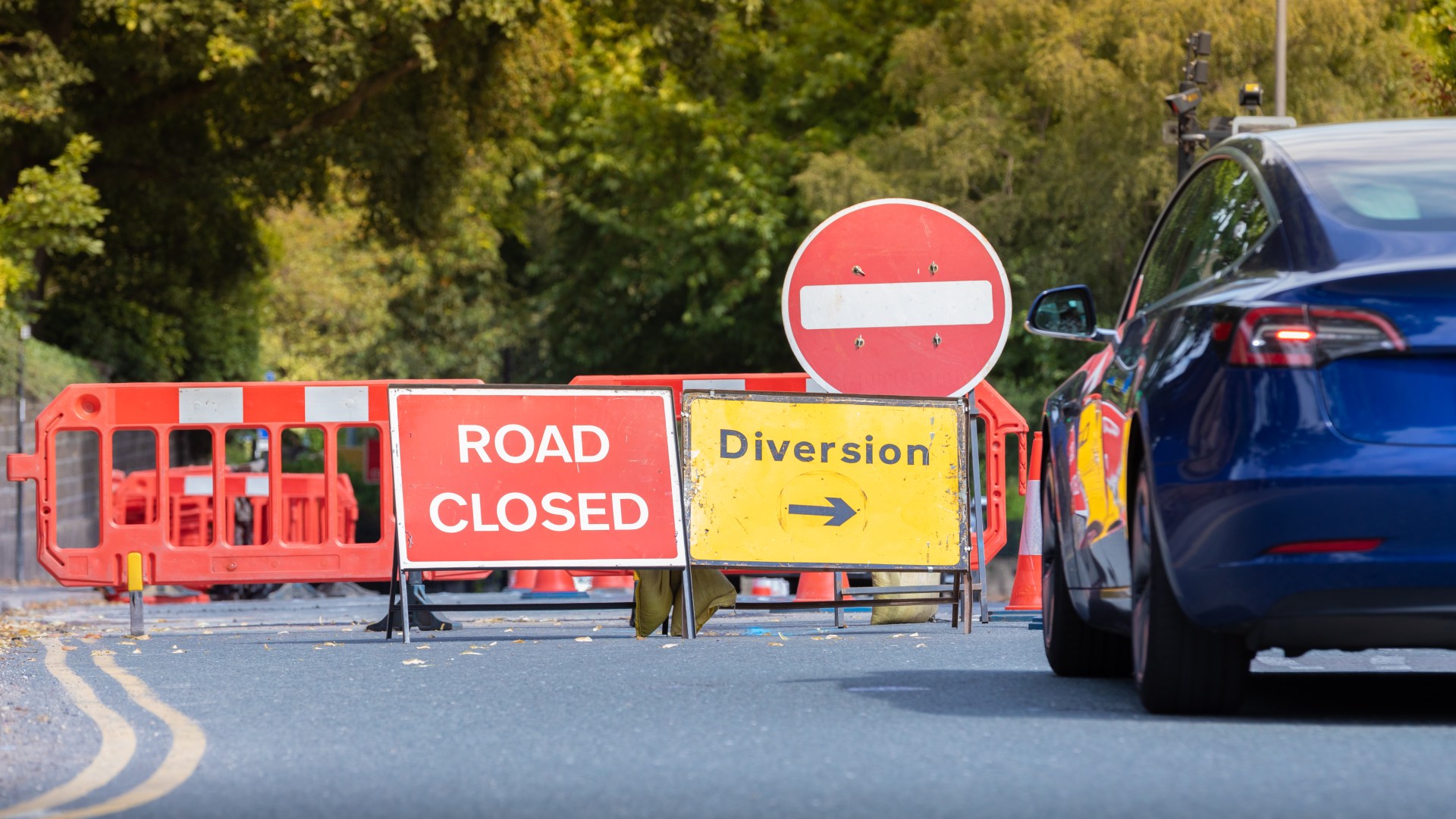 Major road used by 1,000s of drivers a day closes until MONDAY after two killed in crash – check your route