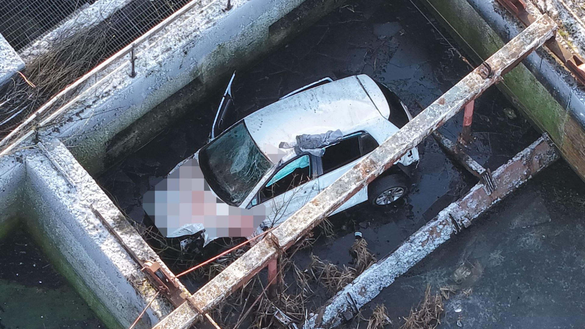 Tragedy as teen dies after car plunged into sewage pit with man & woman, 21, arrested on suspicion of dangerous driving – The Scottish Sun