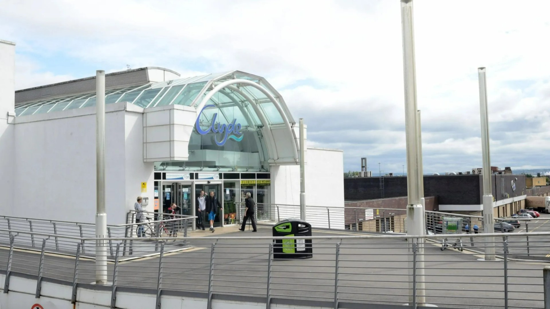 Plans for exciting new bowling alley & arcade given green light at Scots shopping centre