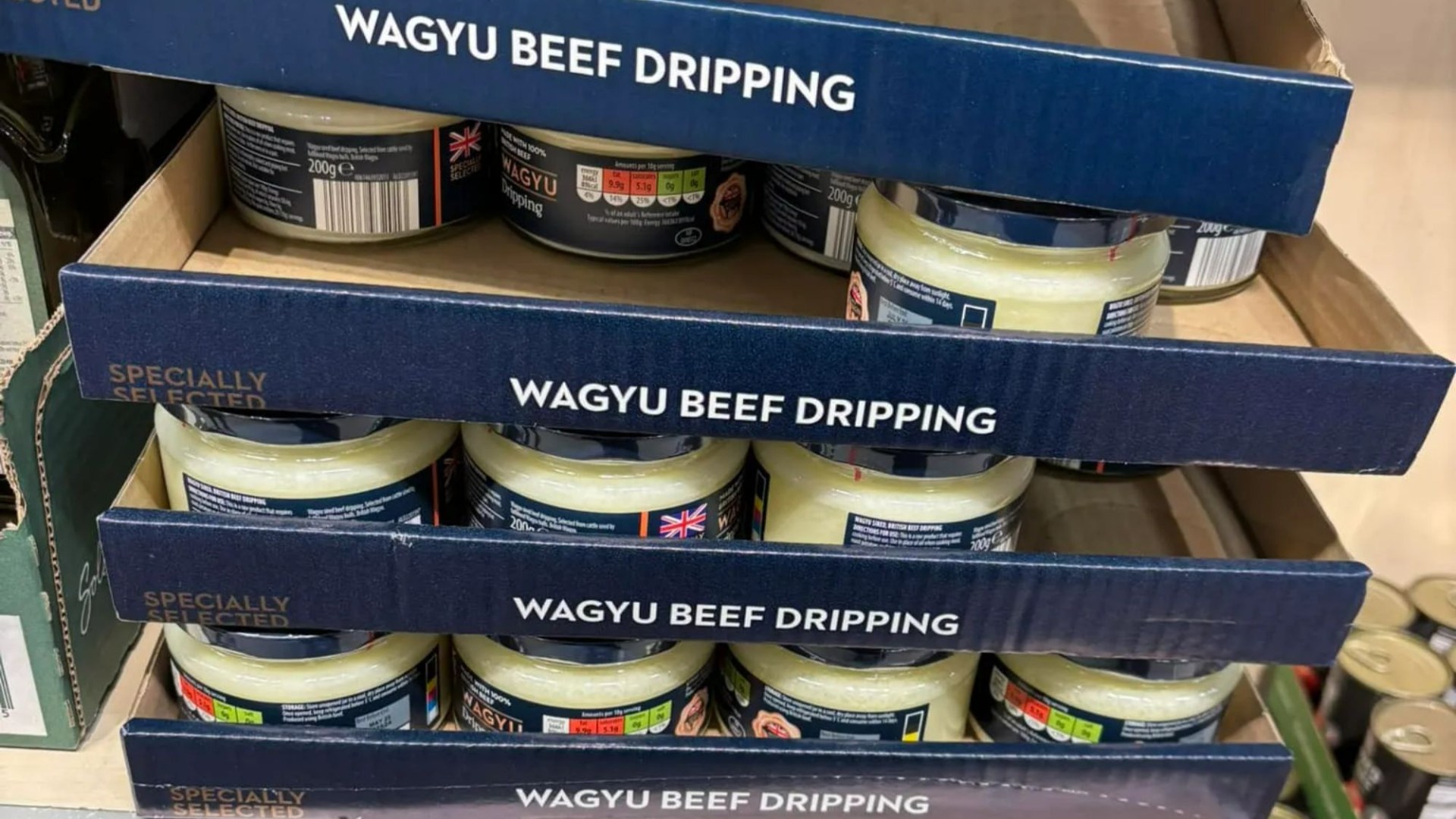 Foodies race to Aldi as fancy wagyu beef dripping that has people ‘scrambling’ to eat roasties is reduced to 29p a jar